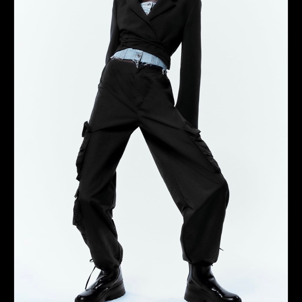 Zara NWT BLACK CARGO PANTS PARACHUTE